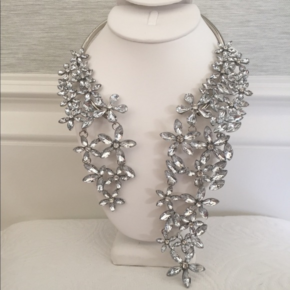 Rhinestone Flower Flowing Formal Choker Necklace - Picture 1 of 6